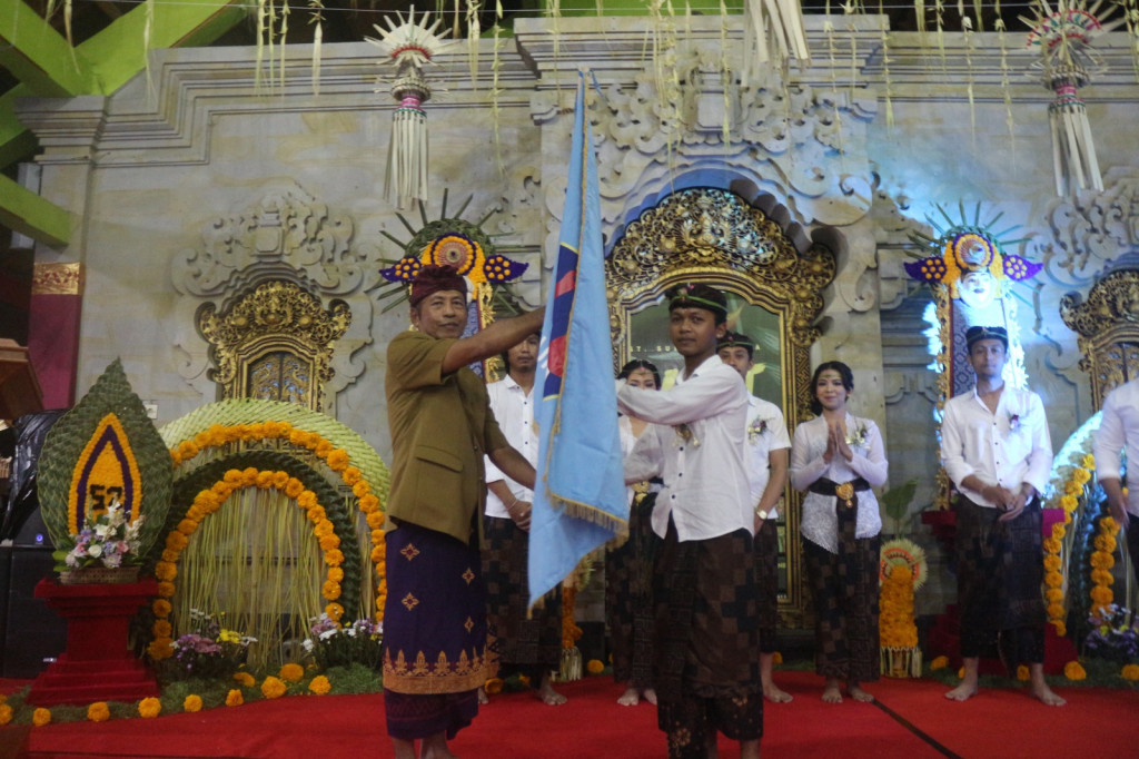Pelantikan Pengurus Sekaa Teruna Surya Kencana Banjar Padang Bali